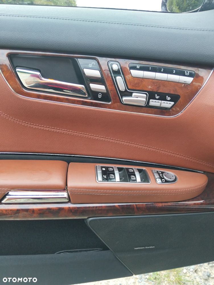 Mercedes-Benz CL 500 4-Matic - 10