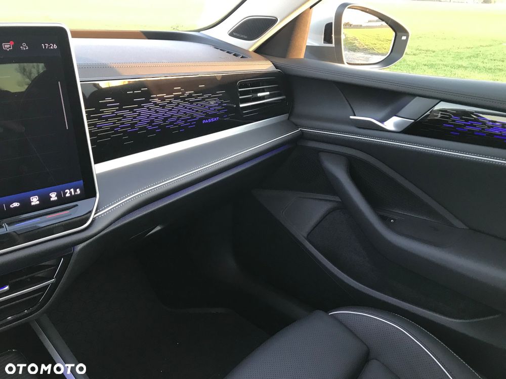 Volkswagen Passat - 19