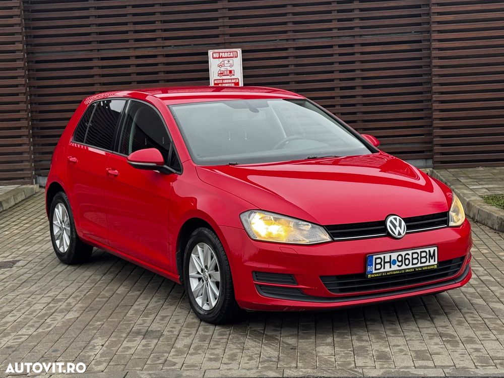 Volkswagen Golf 1.6 TDI DPF Comfortline - 6