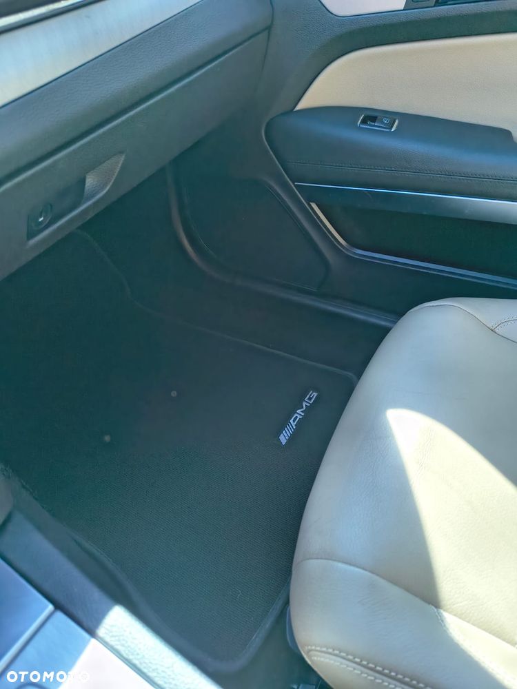 Mercedes-Benz Klasa E - 18