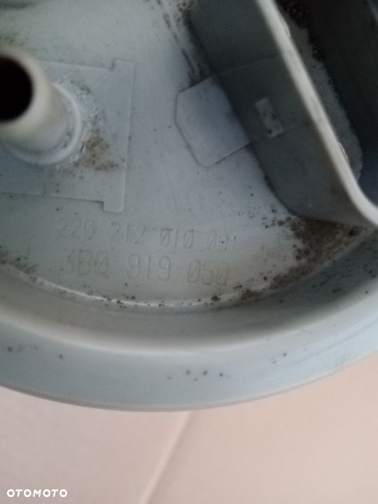 Pompka paliwa pływak Passat B5 3B0919050 - 3