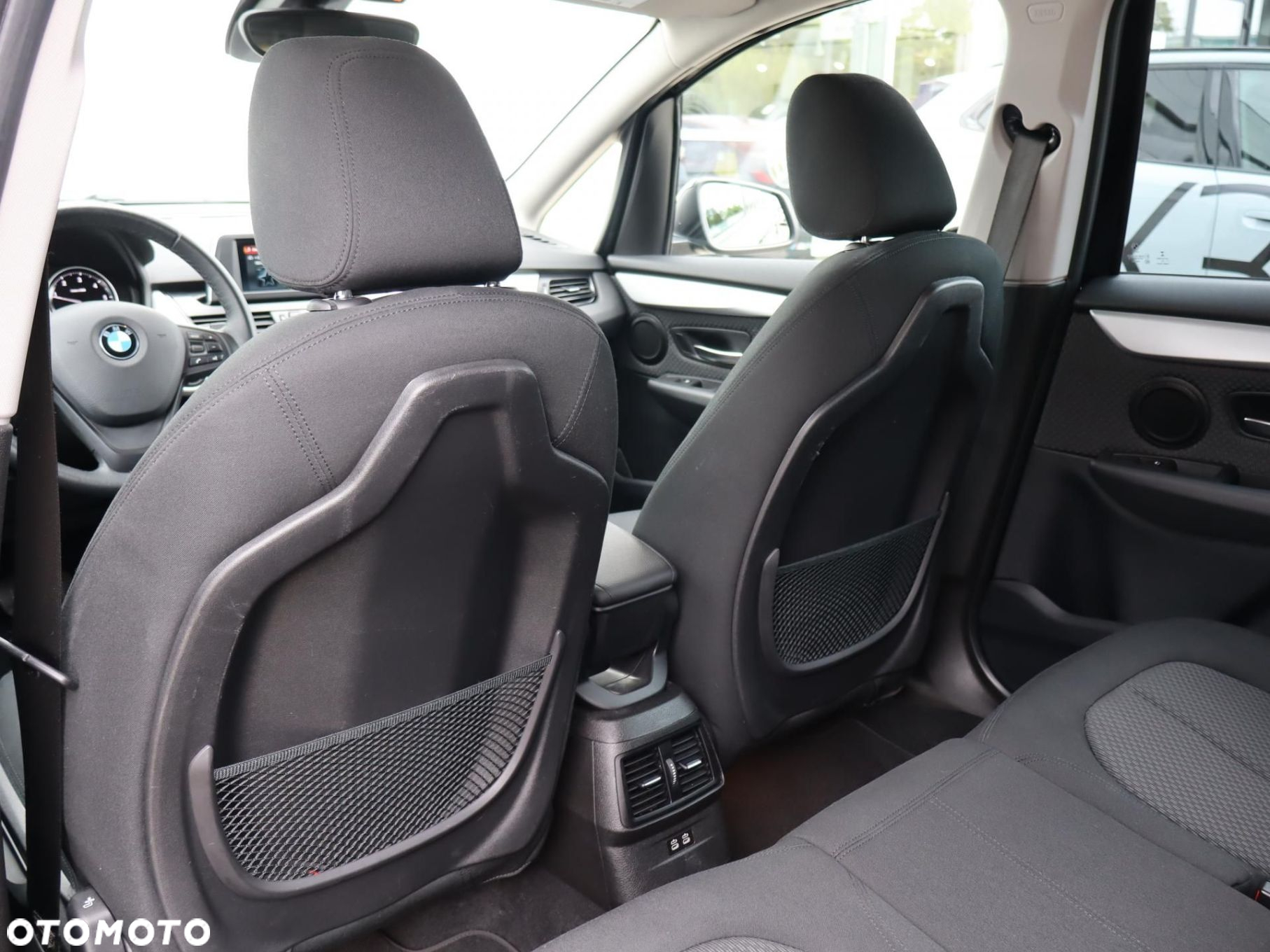 BMW Seria 2 - 16