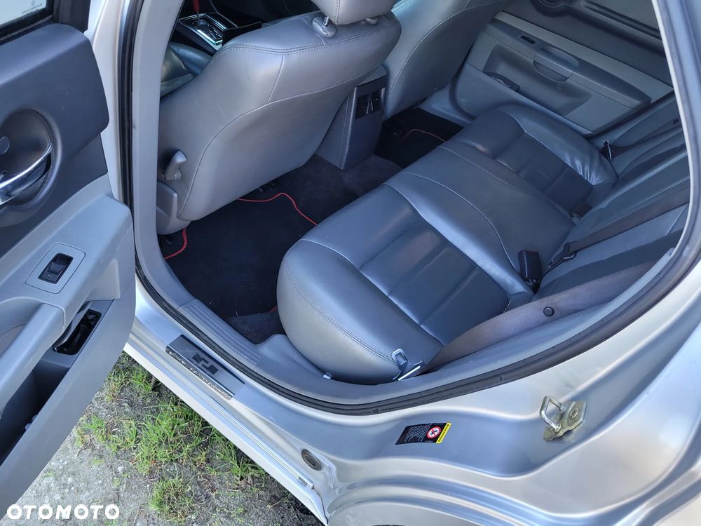 Dodge Magnum 5.7 V8 - 6