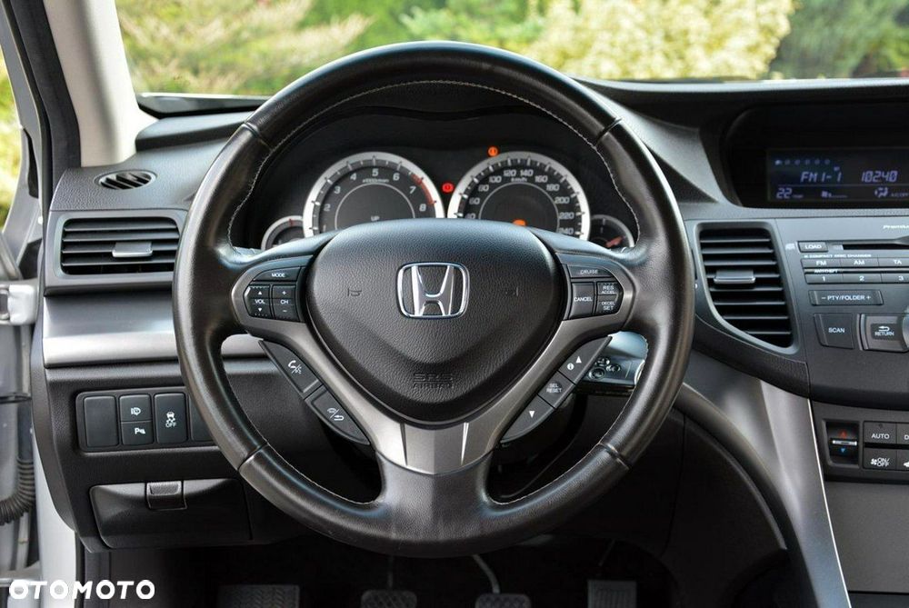 Honda Accord 2.0 Comfort - 23