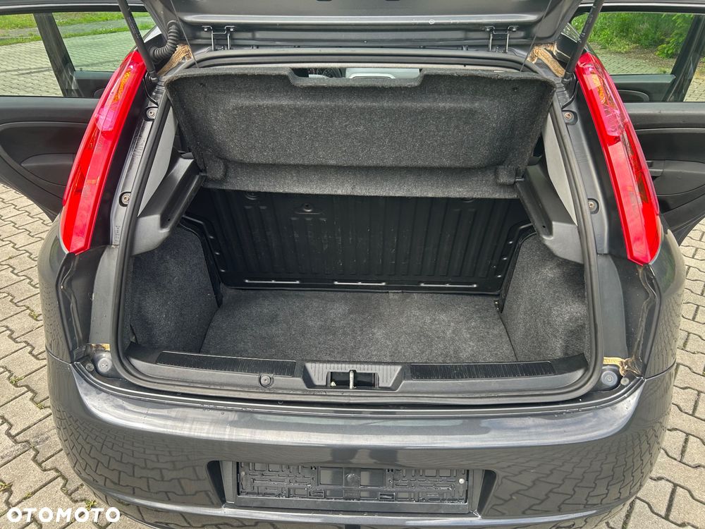 Fiat Grande Punto 1.2 8V - 16