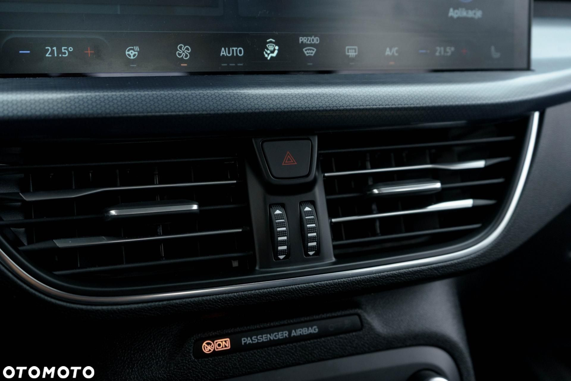 Ford Focus - 33