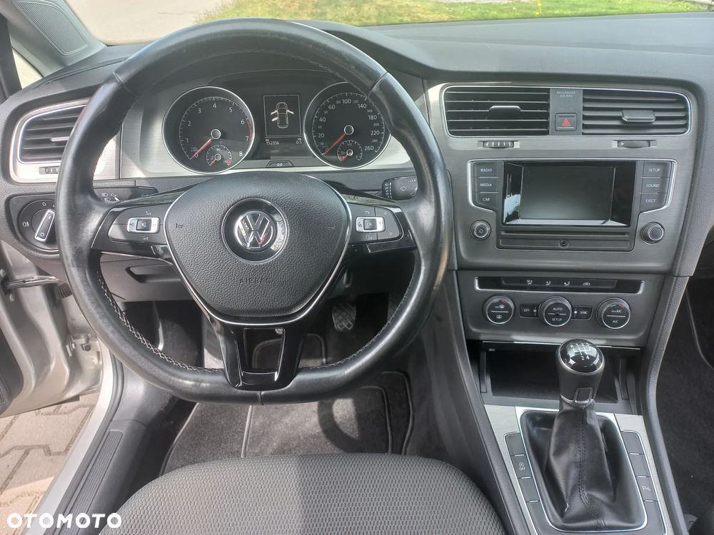 Volkswagen Golf 1.2 TSI BMT Trendline - 5