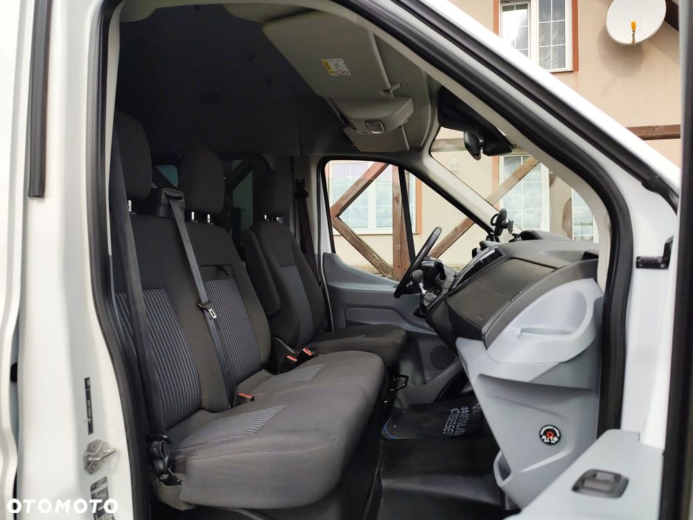 Ford Transit - 12