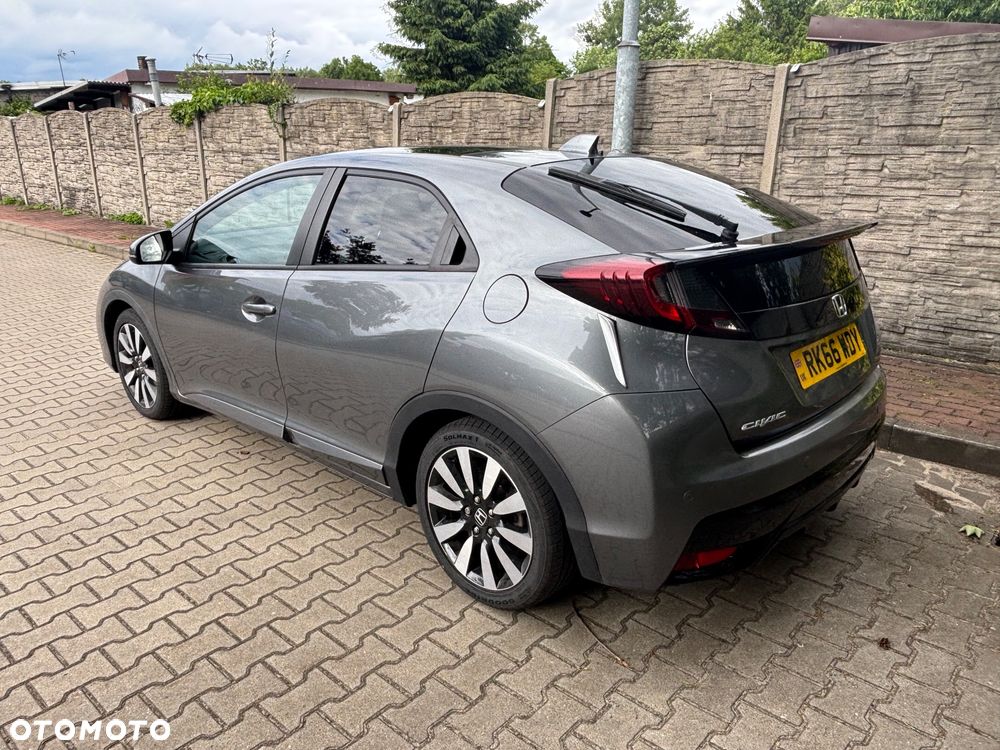 Honda Civic 1.8 Executive - 3