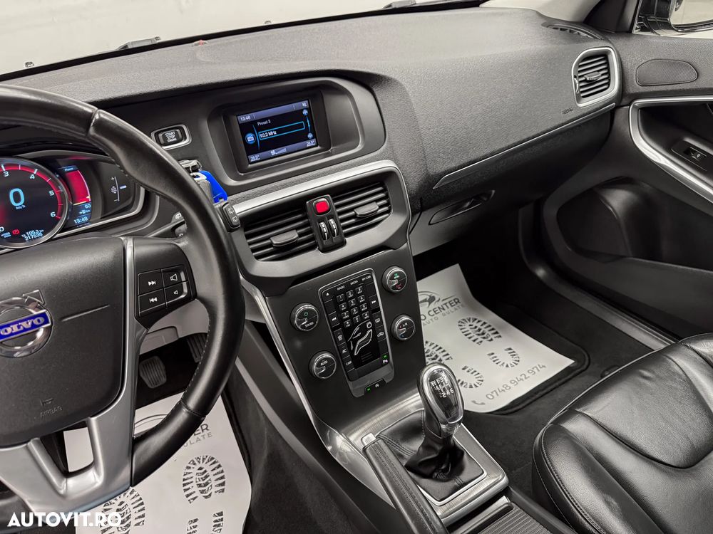 Volvo V40 D2 ECO Momentum - 25