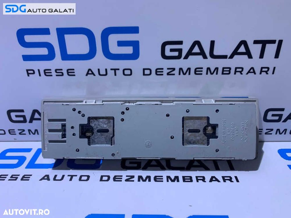 Plafoniera Lumini Lampa Iluminare Habitaclu Spate Pasager Volkswagen Jetta 2011 - 2018 Cod 6Q0947291A - 4