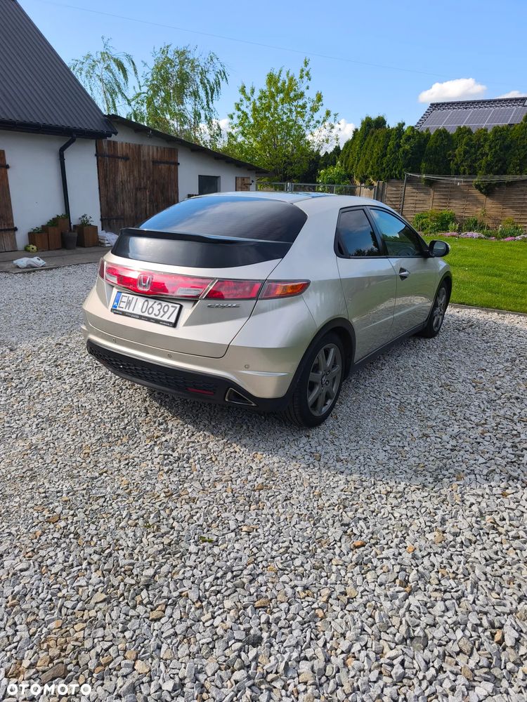 Honda Civic 1.8 Executive - 5