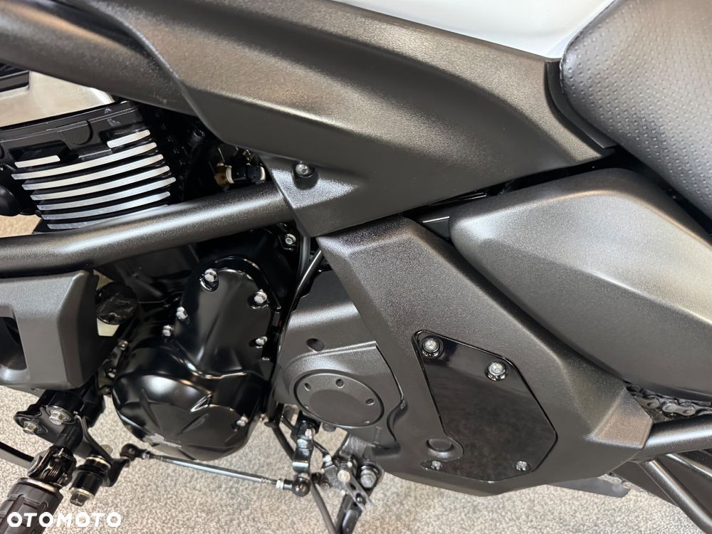 Kawasaki Vulcan - 16