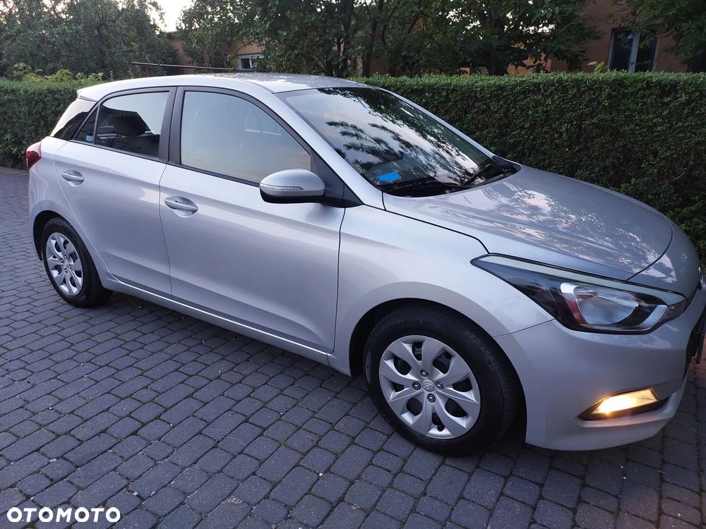 Hyundai i20 1.2 BlueDrive Classic + - 10