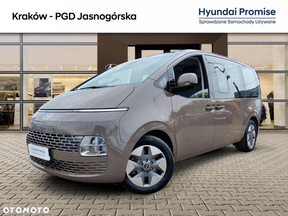 Hyundai Staria - 3