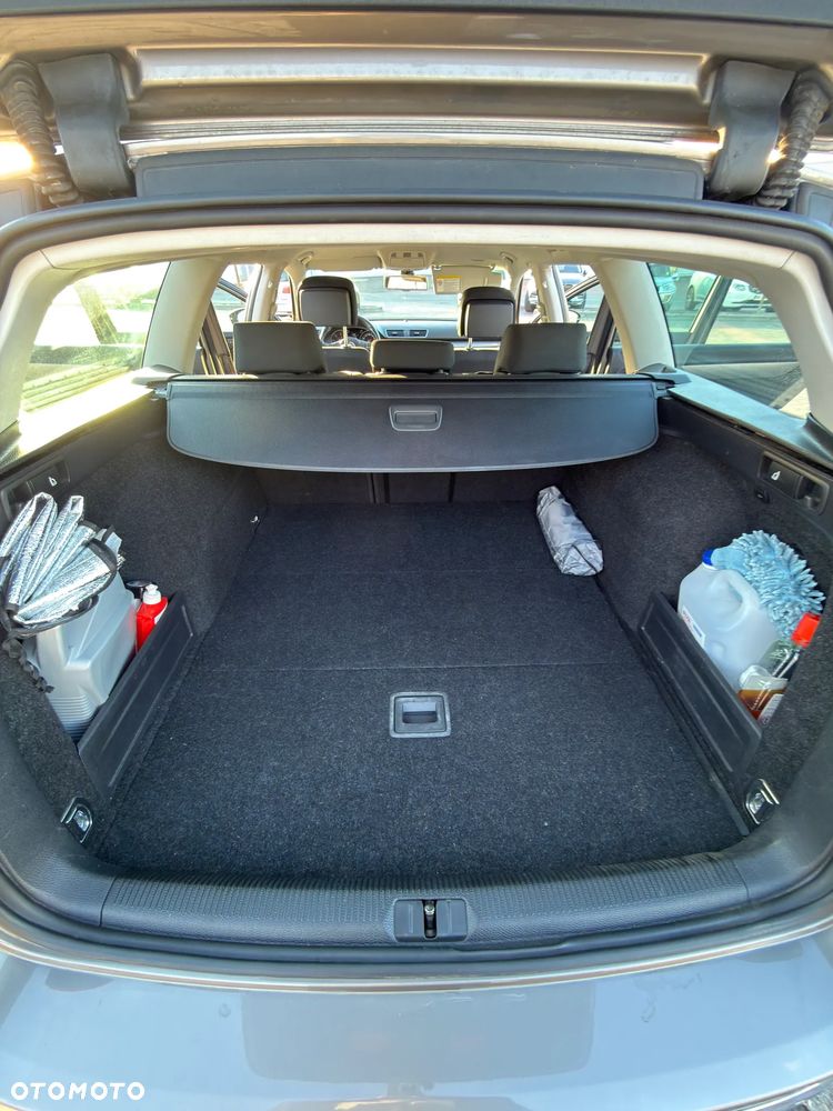 Volkswagen Passat 1.6 TDI Comfortline - 23