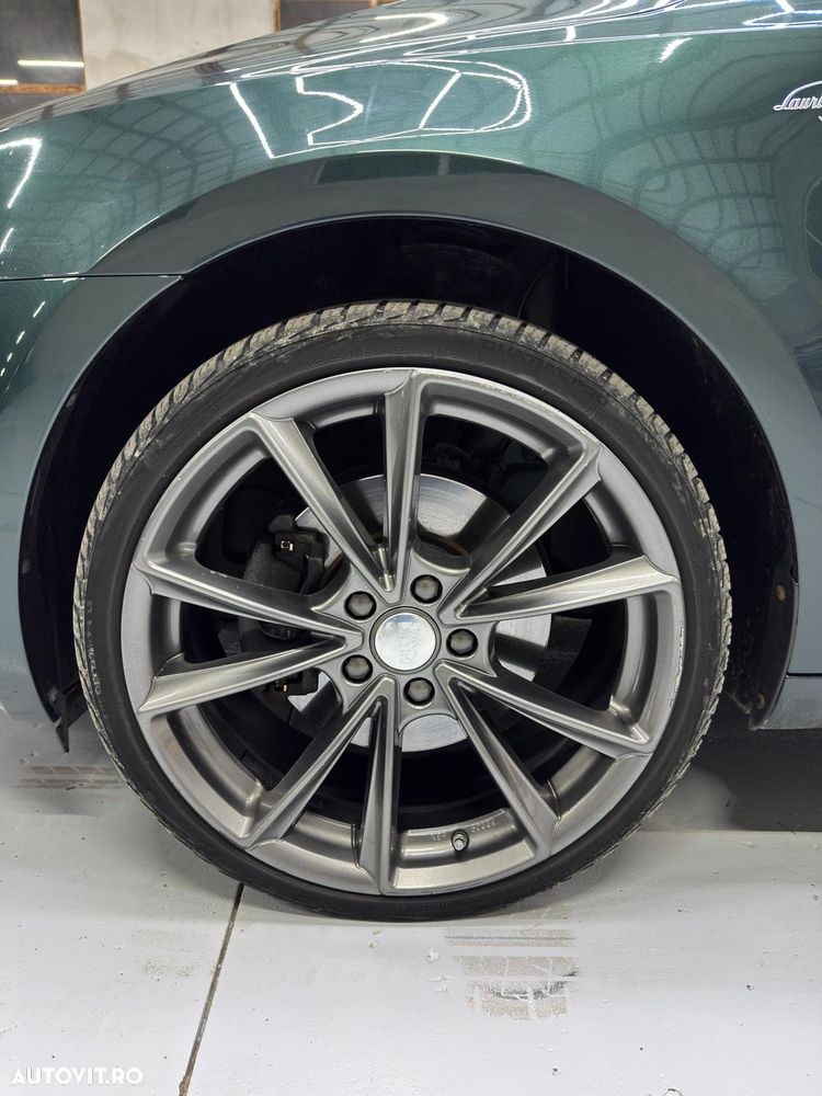 Skoda Octavia Combi Diesel 2.0 TDI 4X4 DSG Laurin&Klement - 22