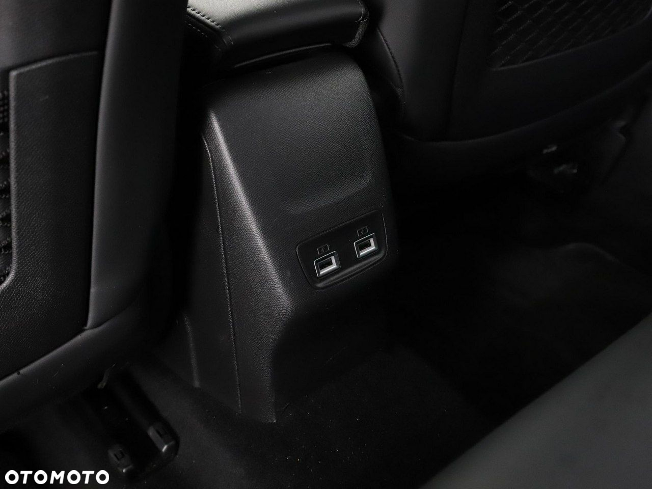 Peugeot 208 PureTech 100 GT Pack - 37