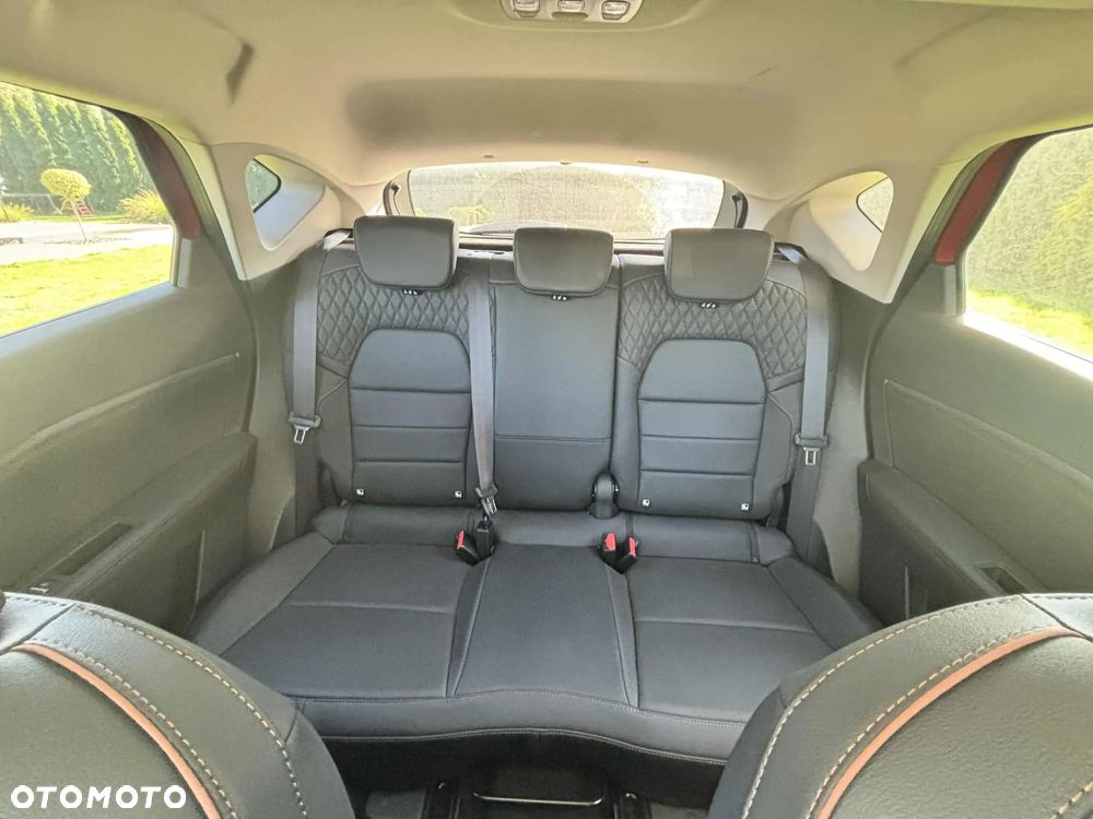 Renault Captur 1.6 E-TECH Full Hybrid 160 Techno - 2