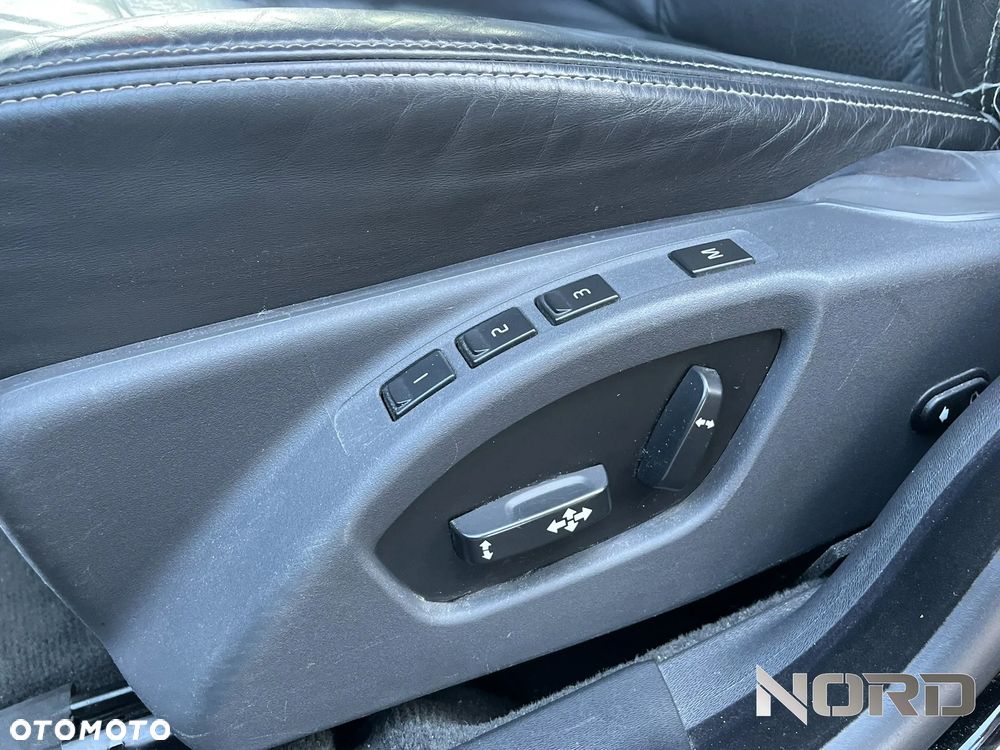 Volvo V70 D2 Geartronic Momentum - 16