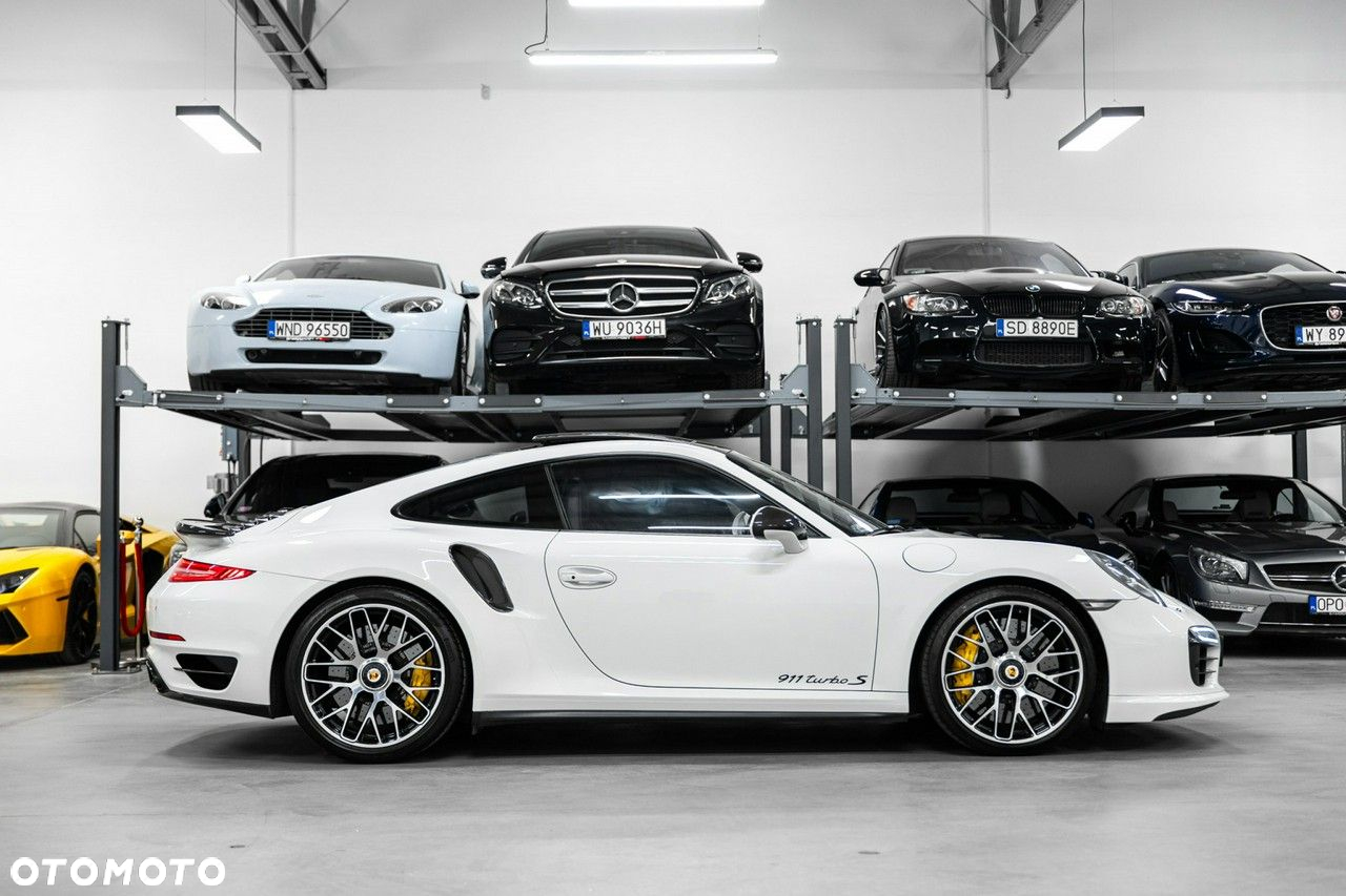 Porsche 911 Turbo S - 7