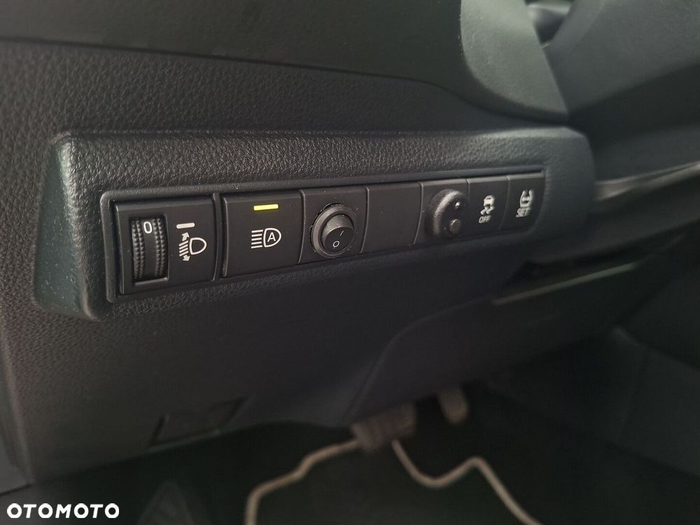 Toyota Corolla 1.8 Hybrid Comfort - 24