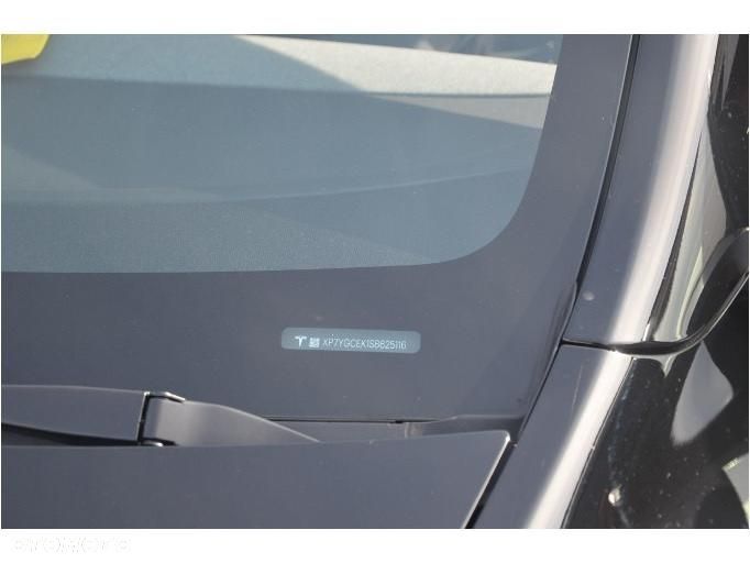 Tesla Model Y 79kWh Long Range AWD - 30