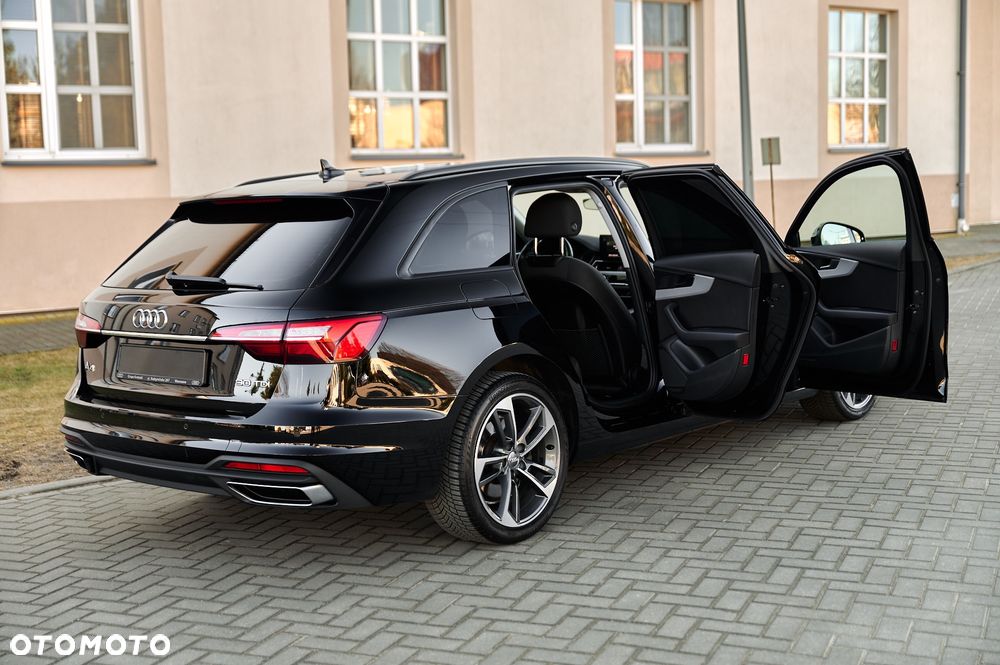 Audi A4 Avant - 25