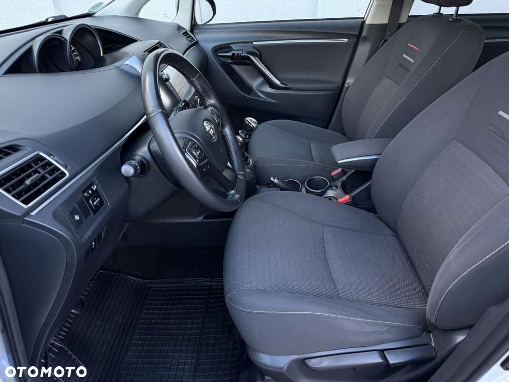Toyota Verso - 18