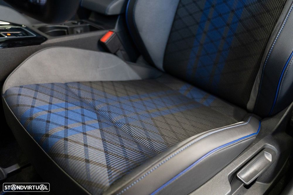 VW Golf 2.0 TSI R DSG - 23
