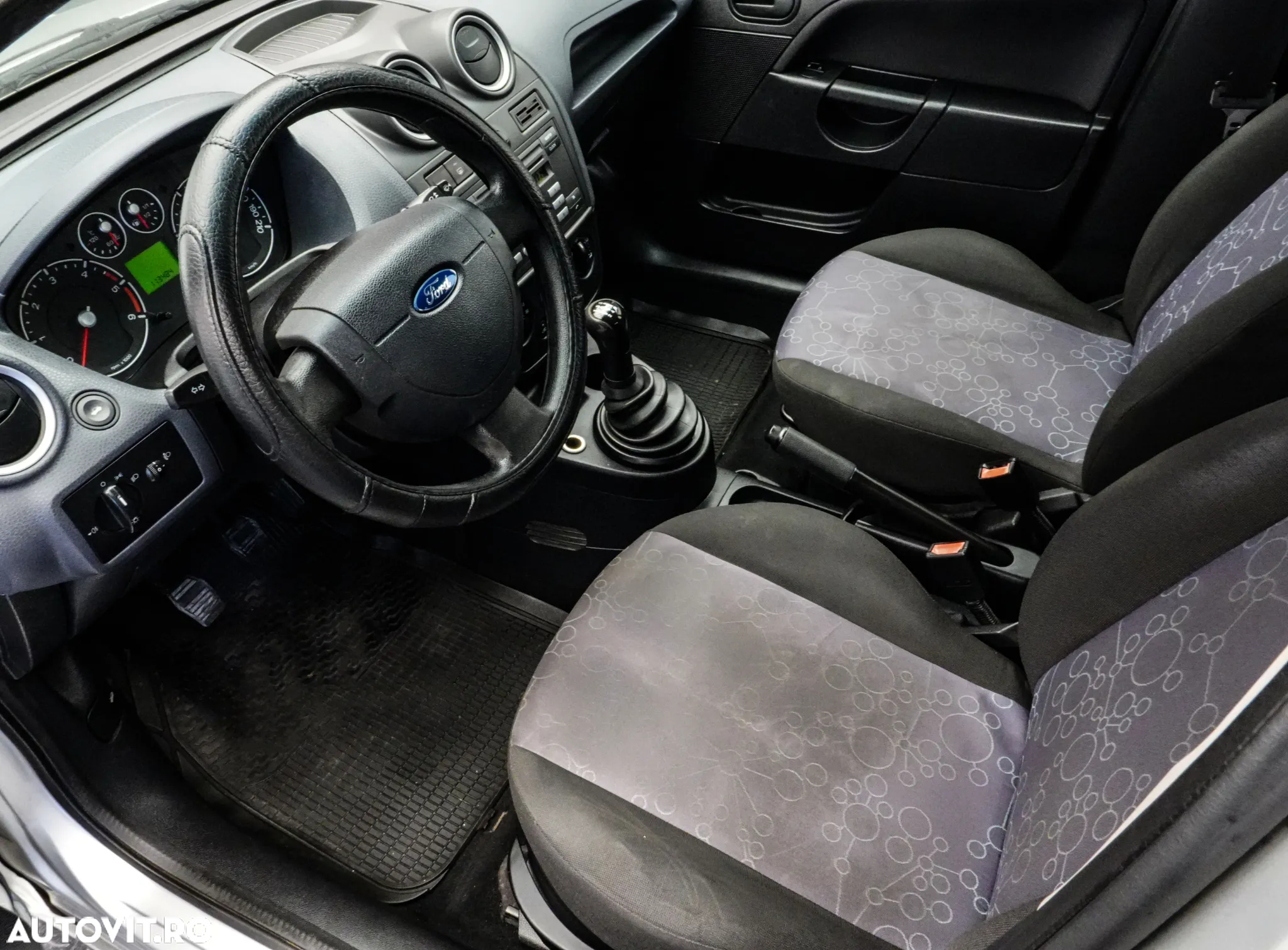 Ford Fiesta 1.4 TDCi Comfort - 12