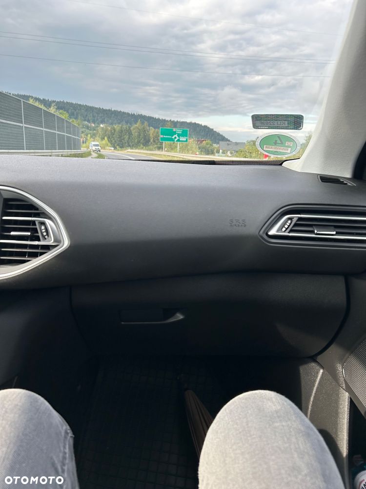 Peugeot 308 SW 1.6 BlueHDi Active S&S - 3