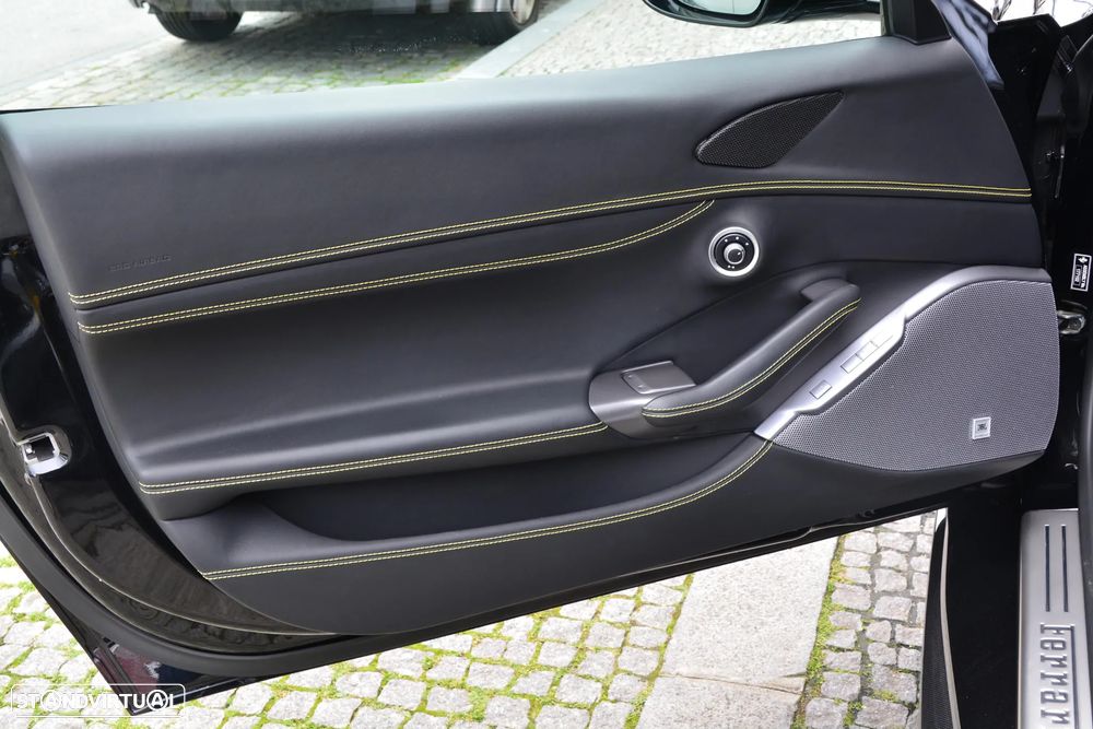 Ferrari Portofino Standard - 27