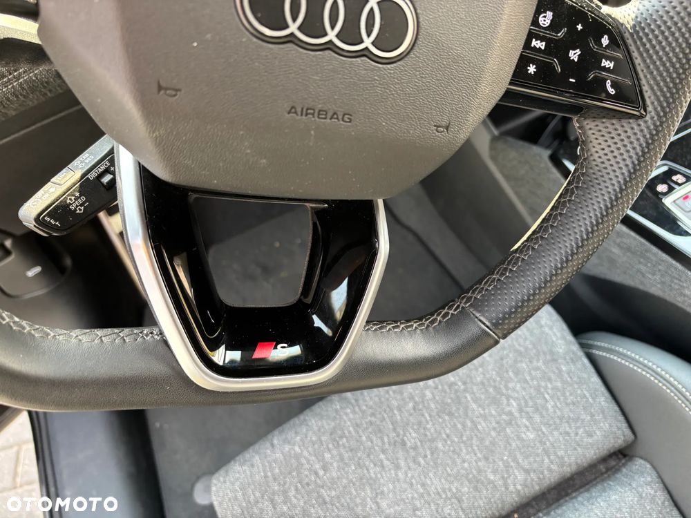 Audi Q6 e-tron Quattro - 18