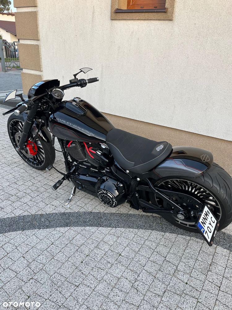 Harley-Davidson FXSB Breakout - 4