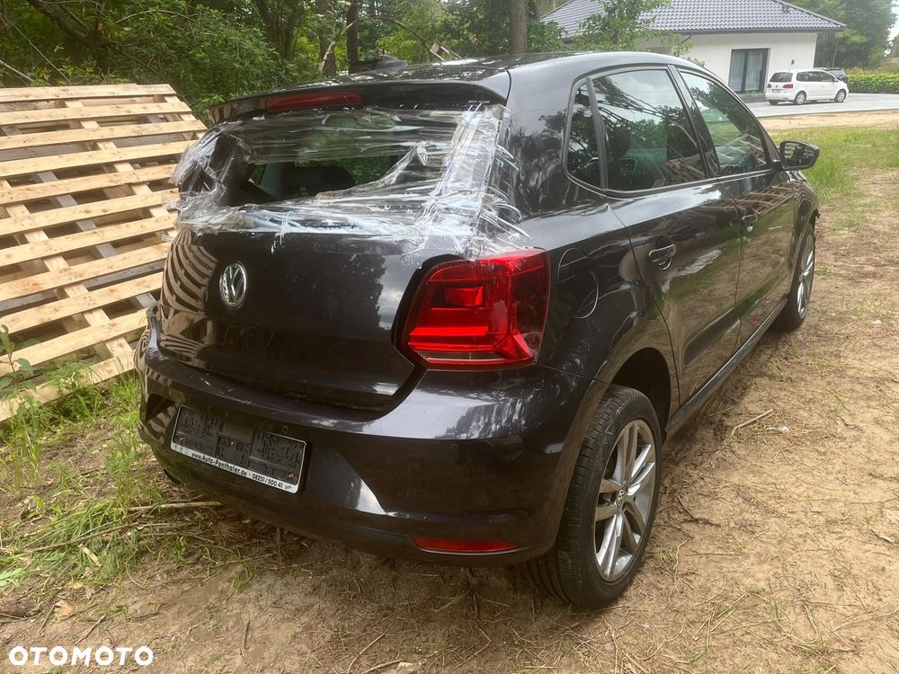 Volkswagen Polo 1.2 TSI Blue Motion Technology DSG Lounge - 3