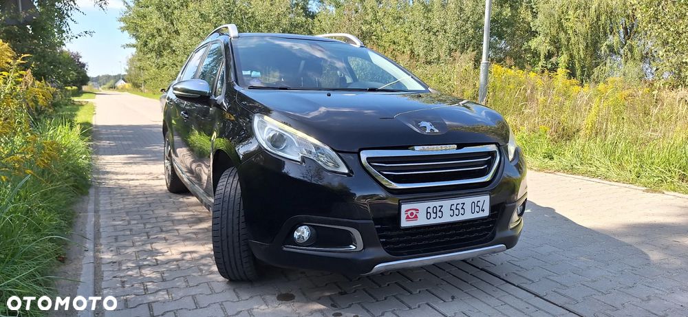 Peugeot 2008 1.2 Pure Tech Allure S&S - 3