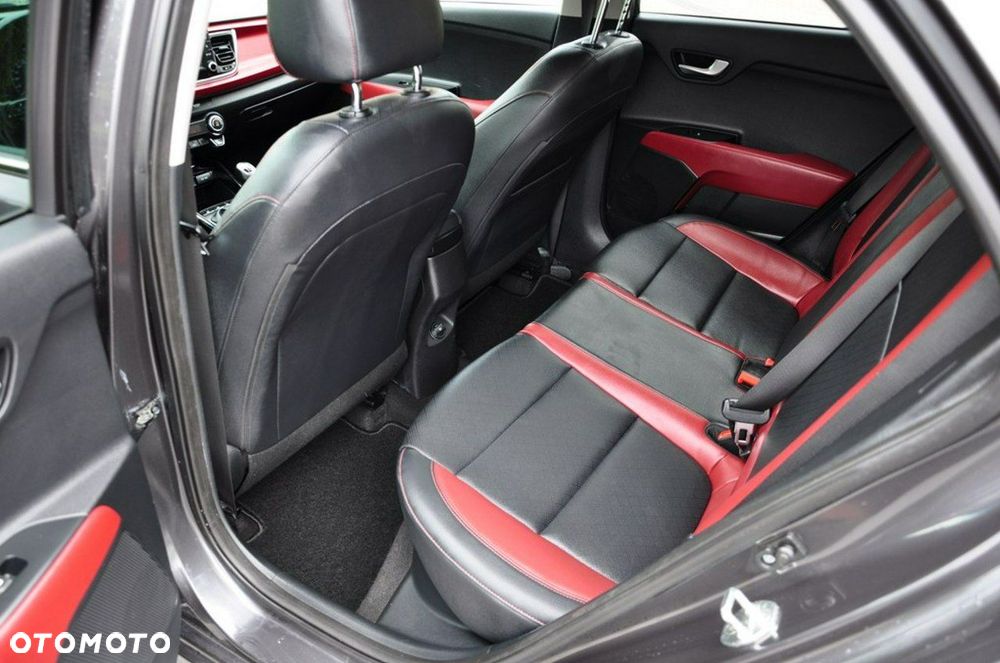 Kia Rio 1.0 T-GDI 120 Platinum Edition - 26