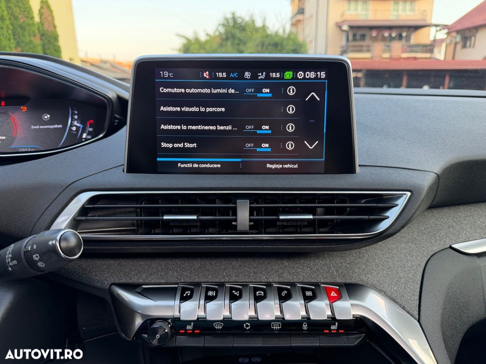 Peugeot 3008 PureTech 130 Stop & Start GPF EAT8 Active - 36