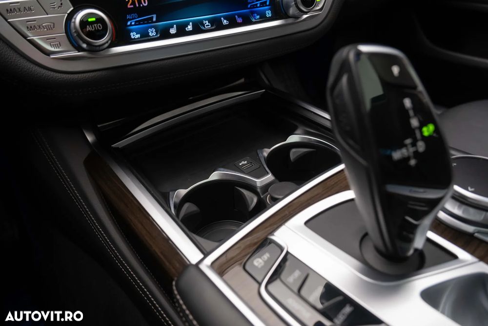 BMW 7 Series 2020 — imagine 23