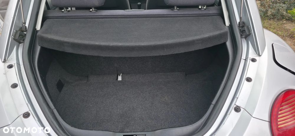 Volkswagen New Beetle 1.9 TDI - 13
