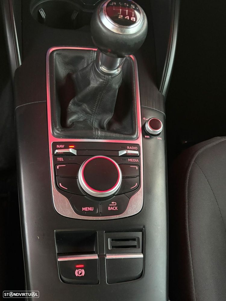 Audi A3 1.6 TDI - 14