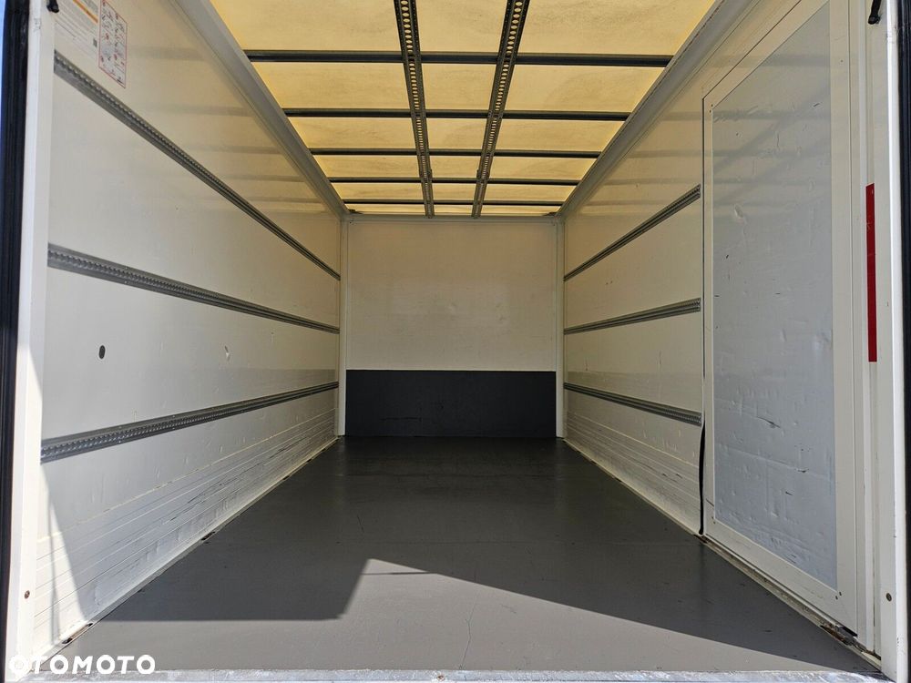 Volkswagen Crafter Kontener 8 ePAL *79999zł NETTO* Winda 750kg 2.0 TDi/140KM - 15