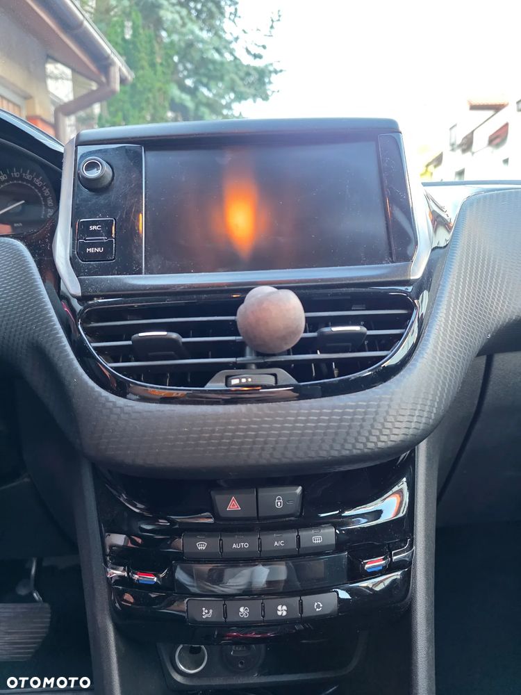 Peugeot 2008 PureTech 110 Stop&Start EAT6 Active - 7