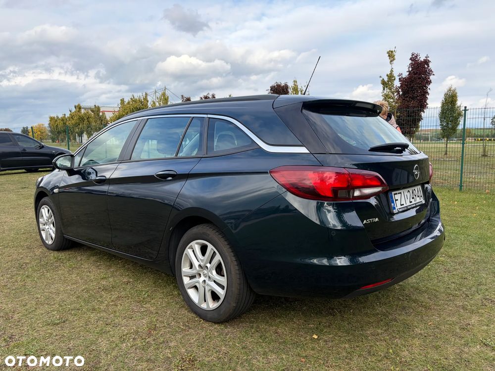 Opel Astra - 2