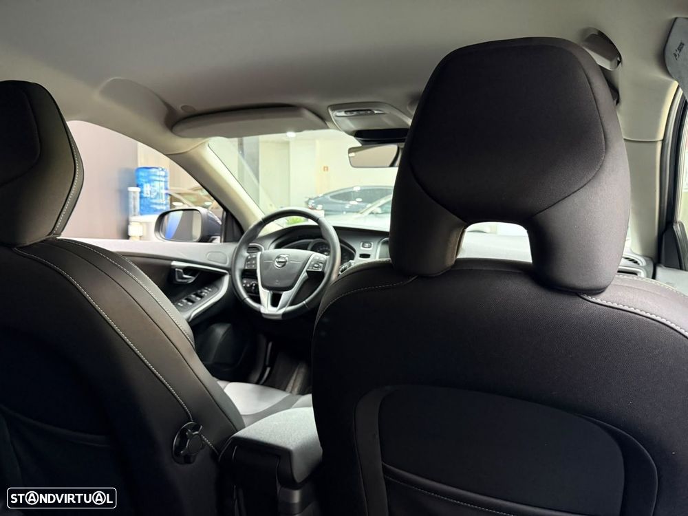Volvo V40 1.5 T3 Sport Edition R Geartronic - 30