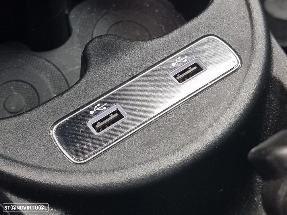 Fiat 500 1.0 Hybrid Lounge - 30