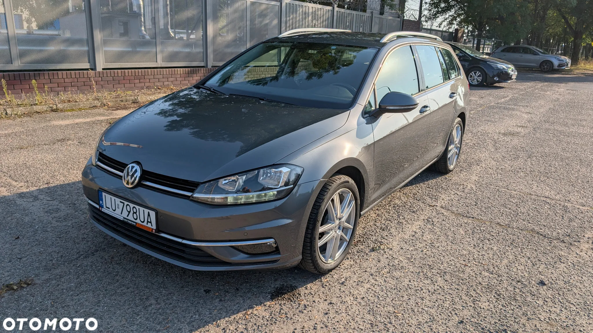 Volkswagen Golf 2.0 BlueTDI DSG Comfortline - 5