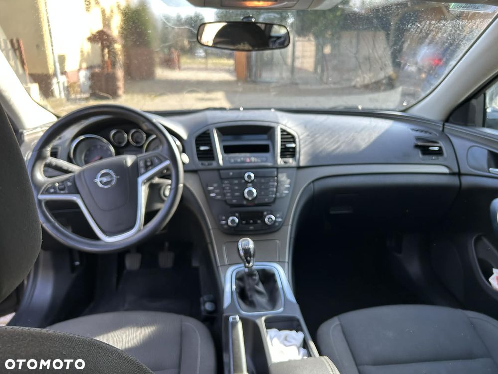 Opel Insignia 1.8 - 13