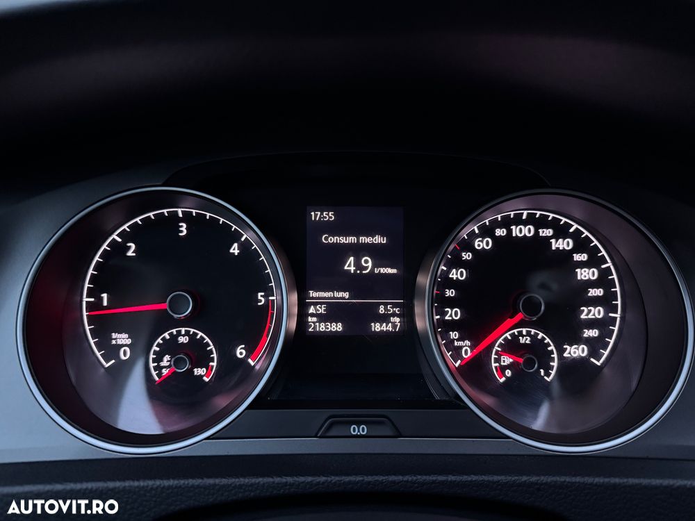 Volkswagen Golf - 15